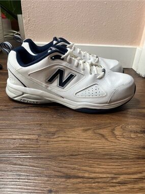 New Balance 623